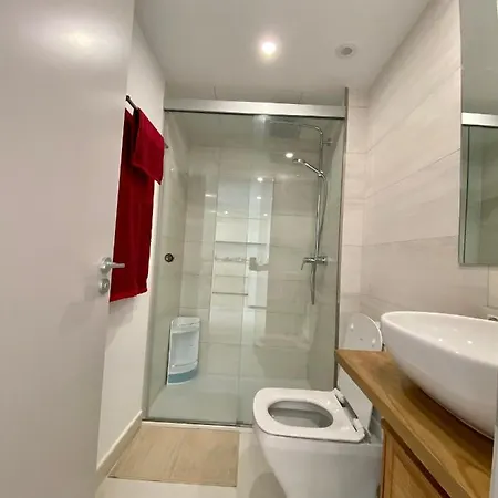 Med 1 Collection Higueron Apartment *